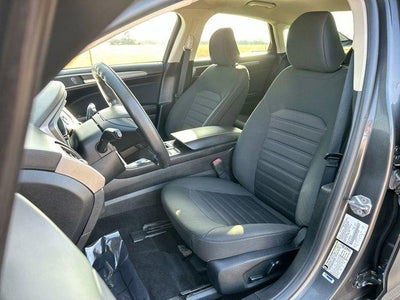 2020 Ford Fusion SE FWD