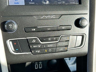 2020 Ford Fusion SE FWD