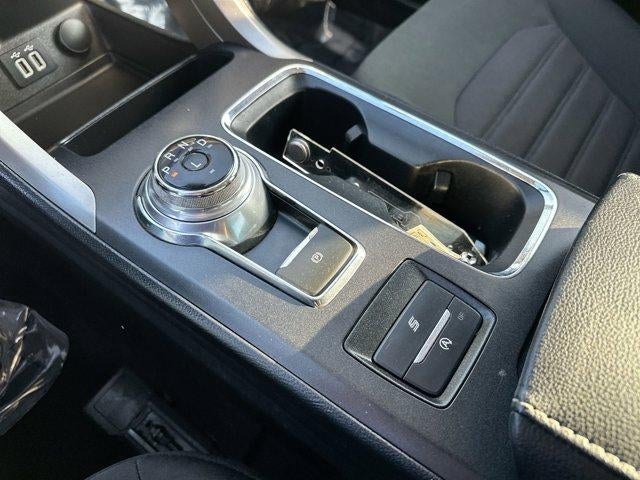 2020 Ford Fusion SE FWD