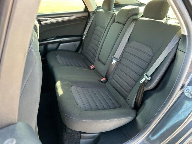 2020 Ford Fusion SE FWD