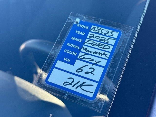 2025 Ford Maverick XL AWD SuperCrew