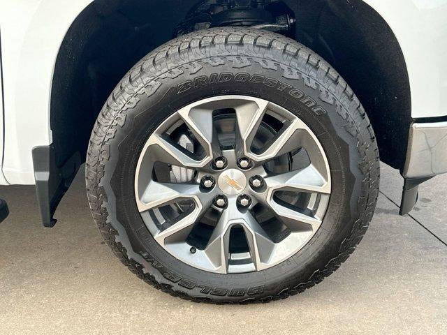 2025 Chevrolet Silverado 1500 Crew Cab Short Box 4-Wheel Drive LT 1LT