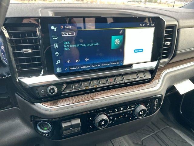 2025 Chevrolet Silverado 1500 Crew Cab Short Box 4-Wheel Drive LT 1LT