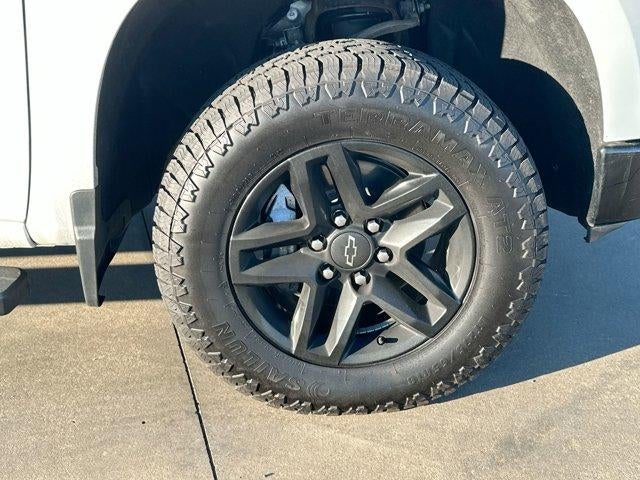 2023 Chevrolet Silverado 1500 Crew Cab Short Box 4-Wheel Drive LT Trail Boss