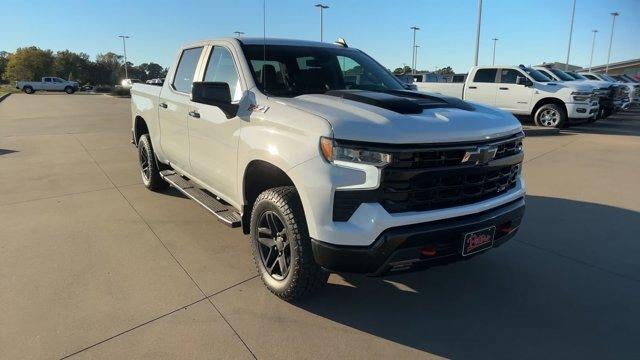 2023 Chevrolet Silverado 1500 Crew Cab Short Box 4-Wheel Drive LT Trail Boss