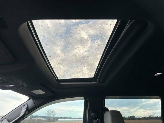 2024 Chevrolet Silverado 1500 Crew Cab Short Box 4-Wheel Drive ZR2