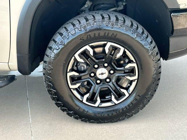 2022 Chevrolet Silverado 1500 Crew Cab Short Box 4-Wheel Drive ZR2