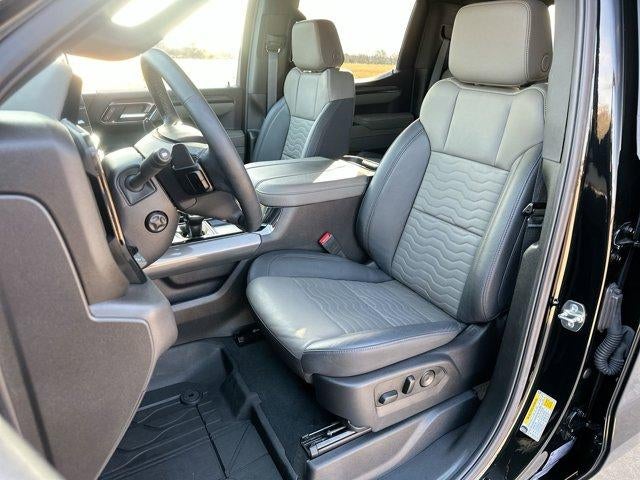 2025 Chevrolet Silverado 1500 Crew Cab Short Box 4-Wheel Drive ZR2