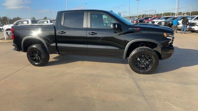 2025 Chevrolet Silverado 1500 Crew Cab Short Box 4-Wheel Drive ZR2