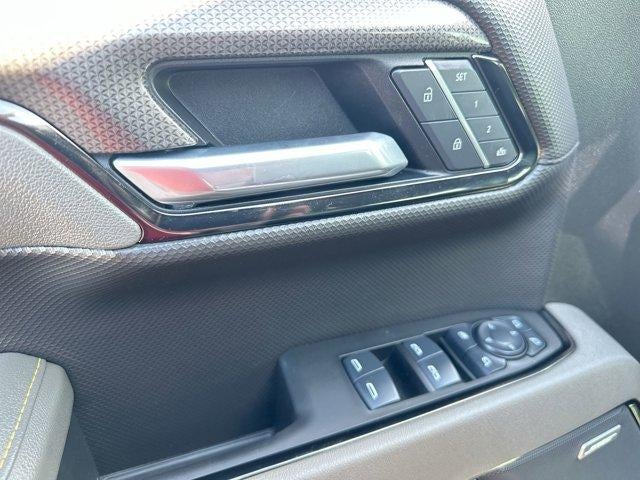 2025 Chevrolet Silverado 1500 Crew Cab Short Box 4-Wheel Drive ZR2