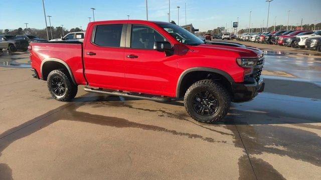 2025 Chevrolet Silverado 1500 Crew Cab Short Box 4-Wheel Drive ZR2