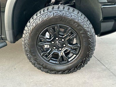 2025 Chevrolet Silverado 1500 Crew Cab Short Box 4-Wheel Drive ZR2