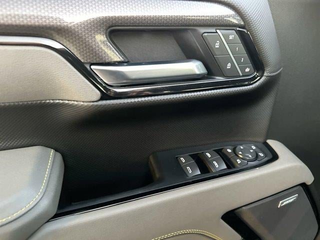 2025 Chevrolet Silverado 1500 Crew Cab Short Box 4-Wheel Drive ZR2