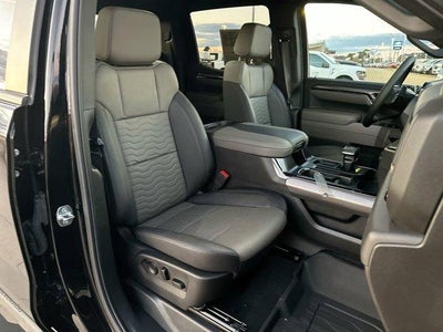 2025 Chevrolet Silverado 1500 Crew Cab Short Box 4-Wheel Drive ZR2