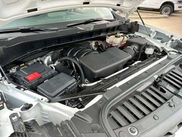 2020 Chevrolet Silverado 1500 Crew Cab Short Box 4-Wheel Drive Custom