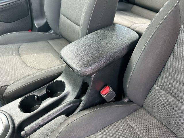 2024 Kia Forte LXS IVT