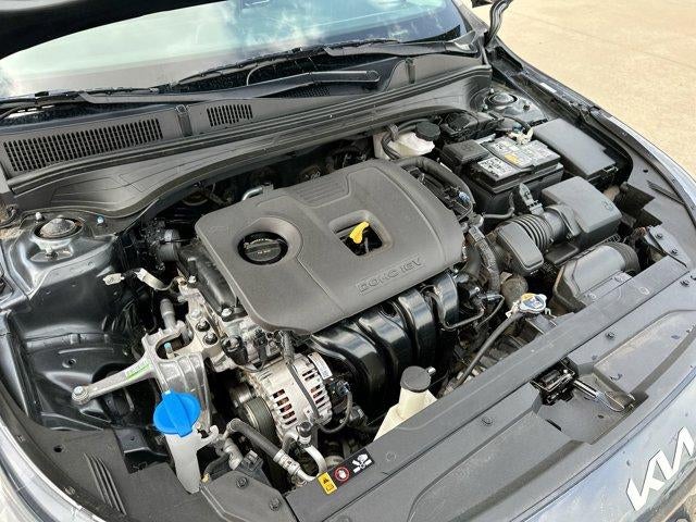 2024 Kia Forte LXS IVT