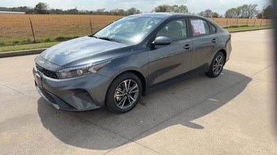 2024 Kia Forte LXS IVT