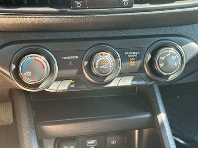 2024 Kia Forte LXS IVT