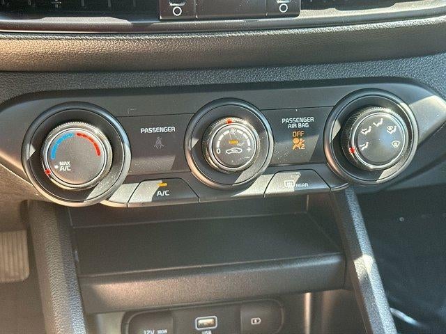 2024 Kia Forte LXS IVT