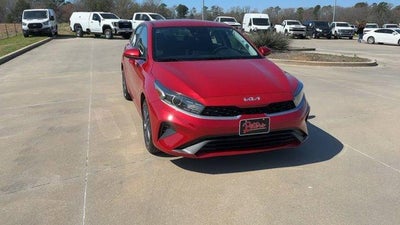 2024 Kia Forte LXS IVT