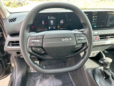 2025 Kia K4 LXS FWD