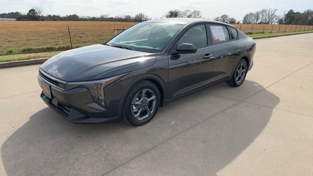 2025 Kia K4 LXS FWD