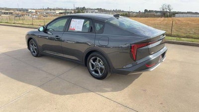 2025 Kia K4 LXS FWD