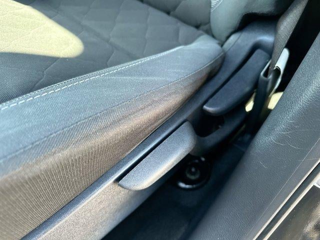 2019 Nissan Kicks SV FWD