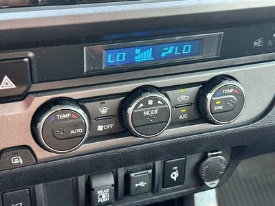 2022 Toyota Tacoma 4WD 4WD SR Double Cab 5' Bed V6 AT (GS)