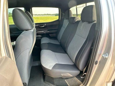2022 Toyota Tacoma 4WD 4WD SR Double Cab 5' Bed V6 AT (GS)