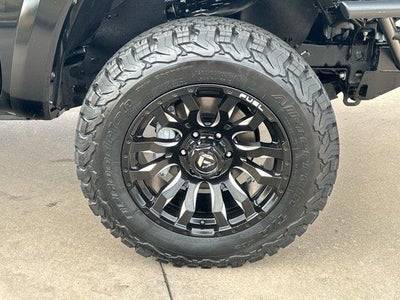 2022 Toyota Tacoma 2WD 2WD Limited Double Cab 5' Bed V6 AT (Natl)