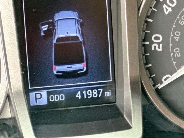 2022 Toyota Tacoma 2WD 2WD Limited Double Cab 5' Bed V6 AT (Natl)