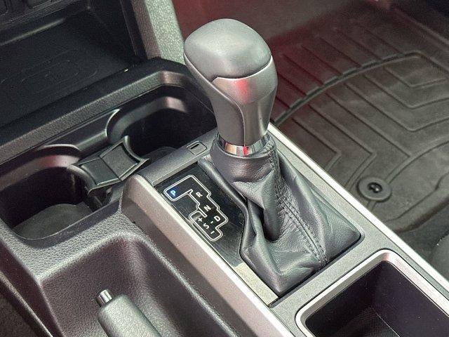 2022 Toyota Tacoma 2WD 2WD Limited Double Cab 5' Bed V6 AT (Natl)