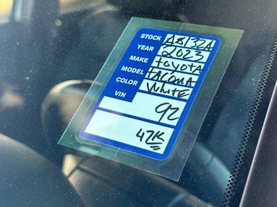 2023 Toyota Tacoma 4WD 4WD Limited Double Cab 5' Bed V6 AT (Natl)