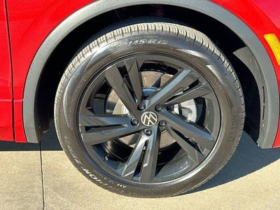 2024 Volkswagen Tiguan 2.0T SE R-Line Black FWD