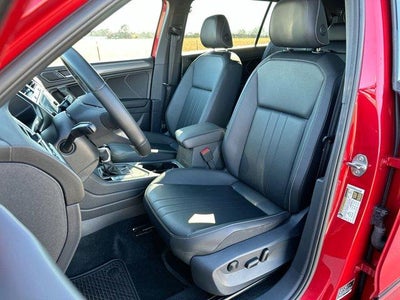 2024 Volkswagen Tiguan 2.0T SE R-Line Black FWD