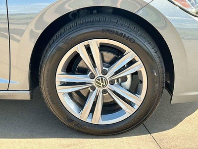 2024 Volkswagen Jetta SE Auto