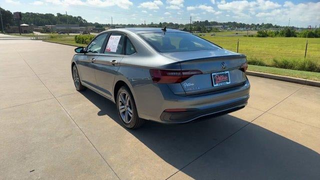 2024 Volkswagen Jetta SE Auto