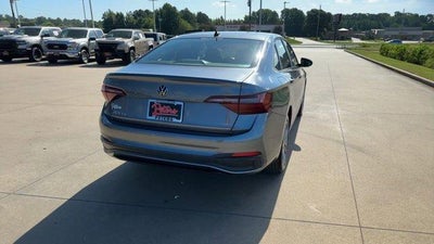 2024 Volkswagen Jetta SE Auto