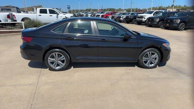 2024 Volkswagen Jetta SE Auto