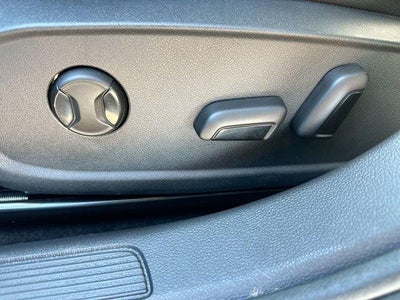 2024 Volkswagen Jetta SE Auto