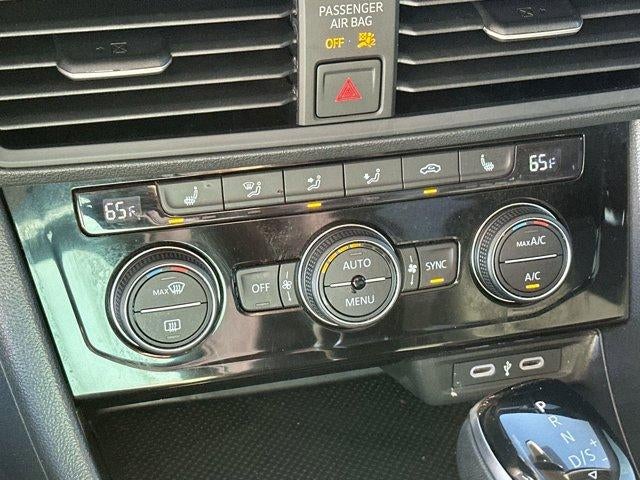 2024 Volkswagen Jetta SE Auto