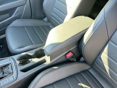 2024 Volkswagen Jetta SE Auto