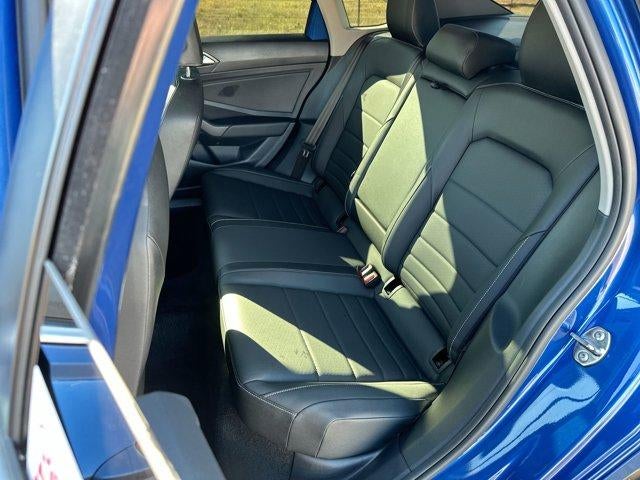 2024 Volkswagen Jetta SE Auto