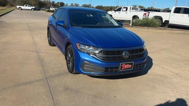 2024 Volkswagen Jetta SE Auto