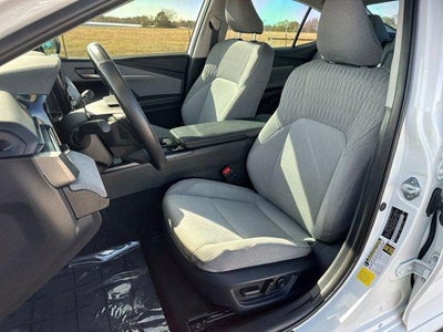 2025 Toyota Camry SE (SE)