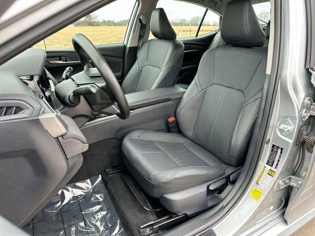 2025 Toyota Camry LE (SE)