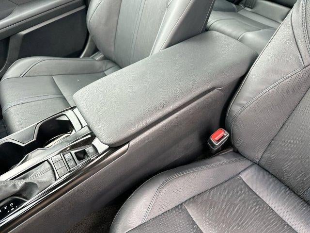 2025 Toyota Camry LE (SE)