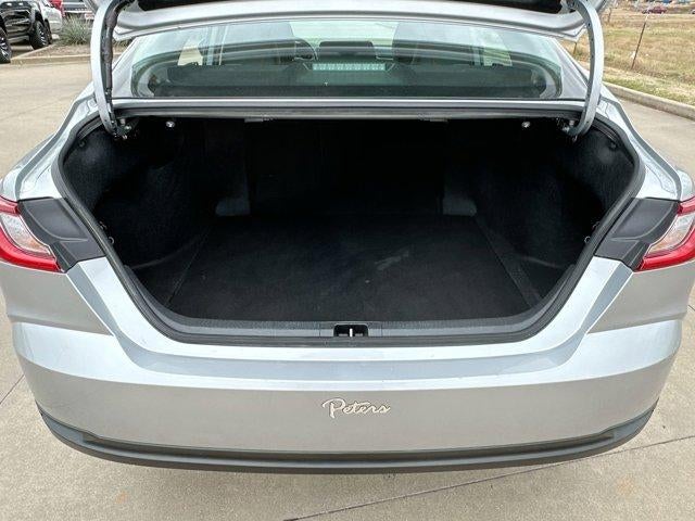 2025 Toyota Camry LE (SE)